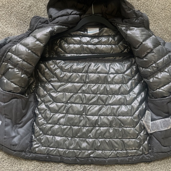 Columbia Boys small Omni-heat jacket - Picture 3 of 4